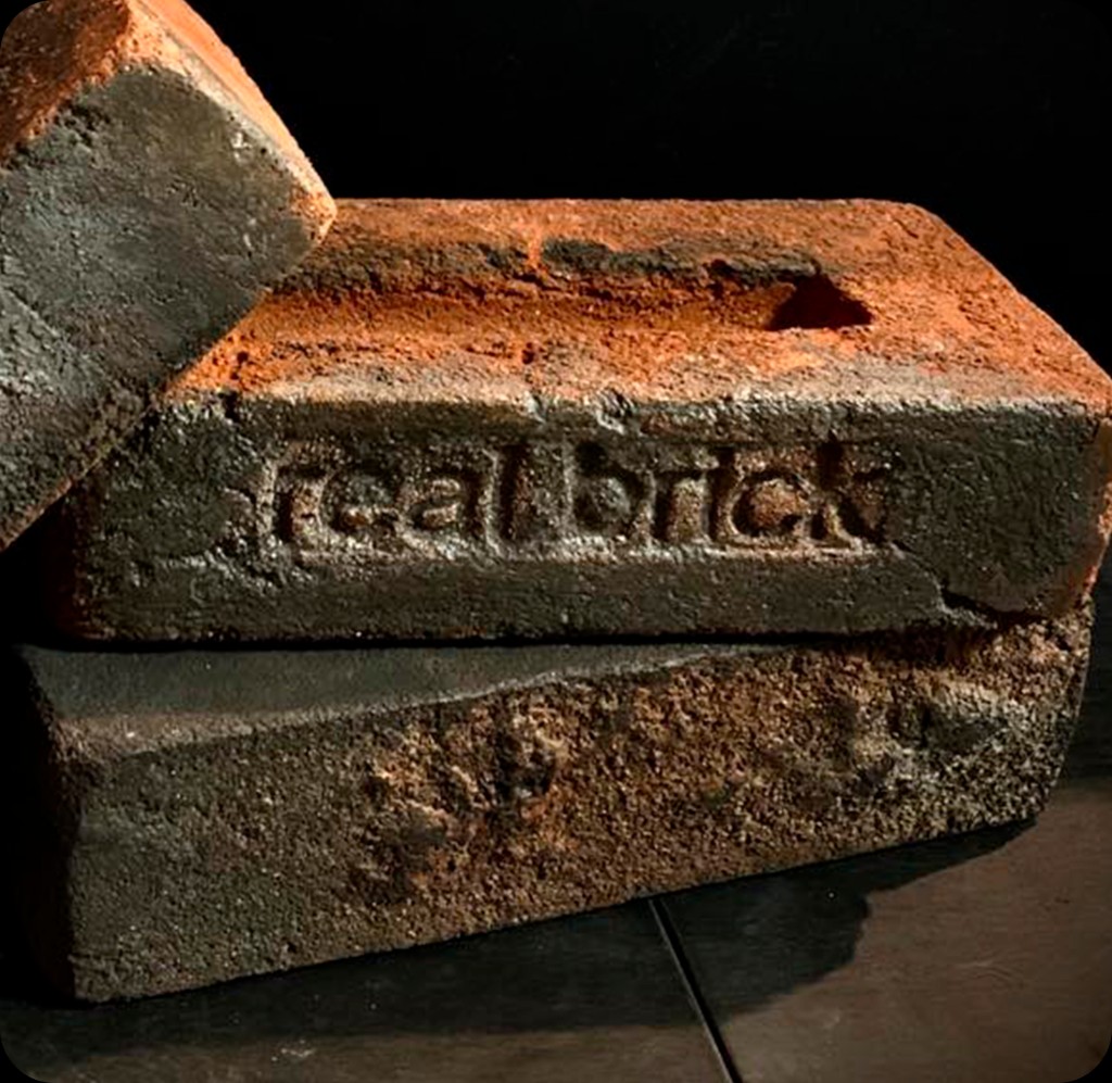 Природная чистота материалов Real Brick